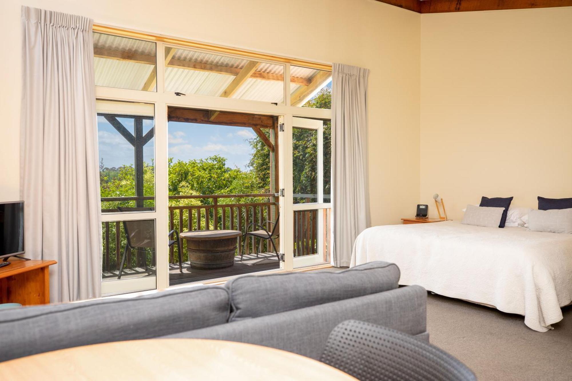 Margrain Vineyard Villas Мартинборо Экстерьер фото